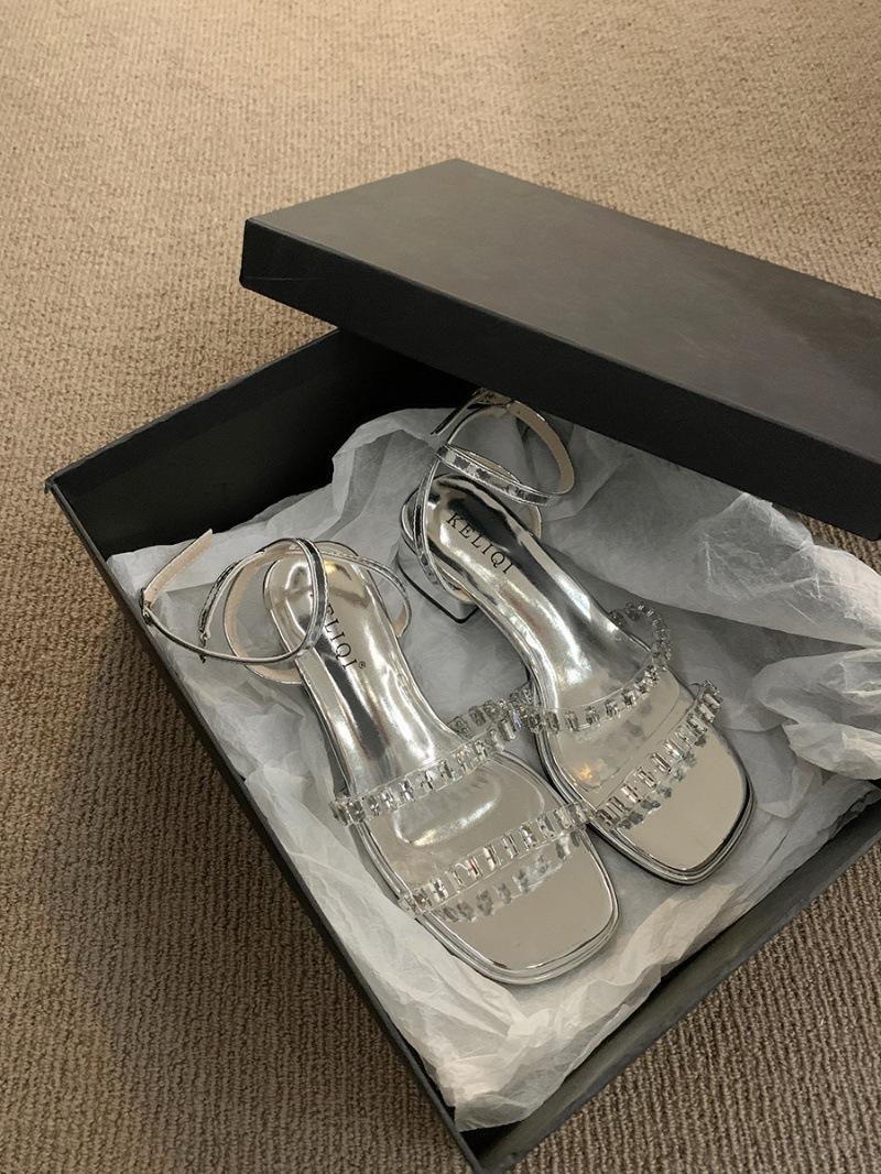 

Босоножки с толстым каблуком серебристого цвета, с фееричным темпераментом, новая летняя модель 2025 года, на среднем каблуке, модная обувь для ношения с юбкой 39