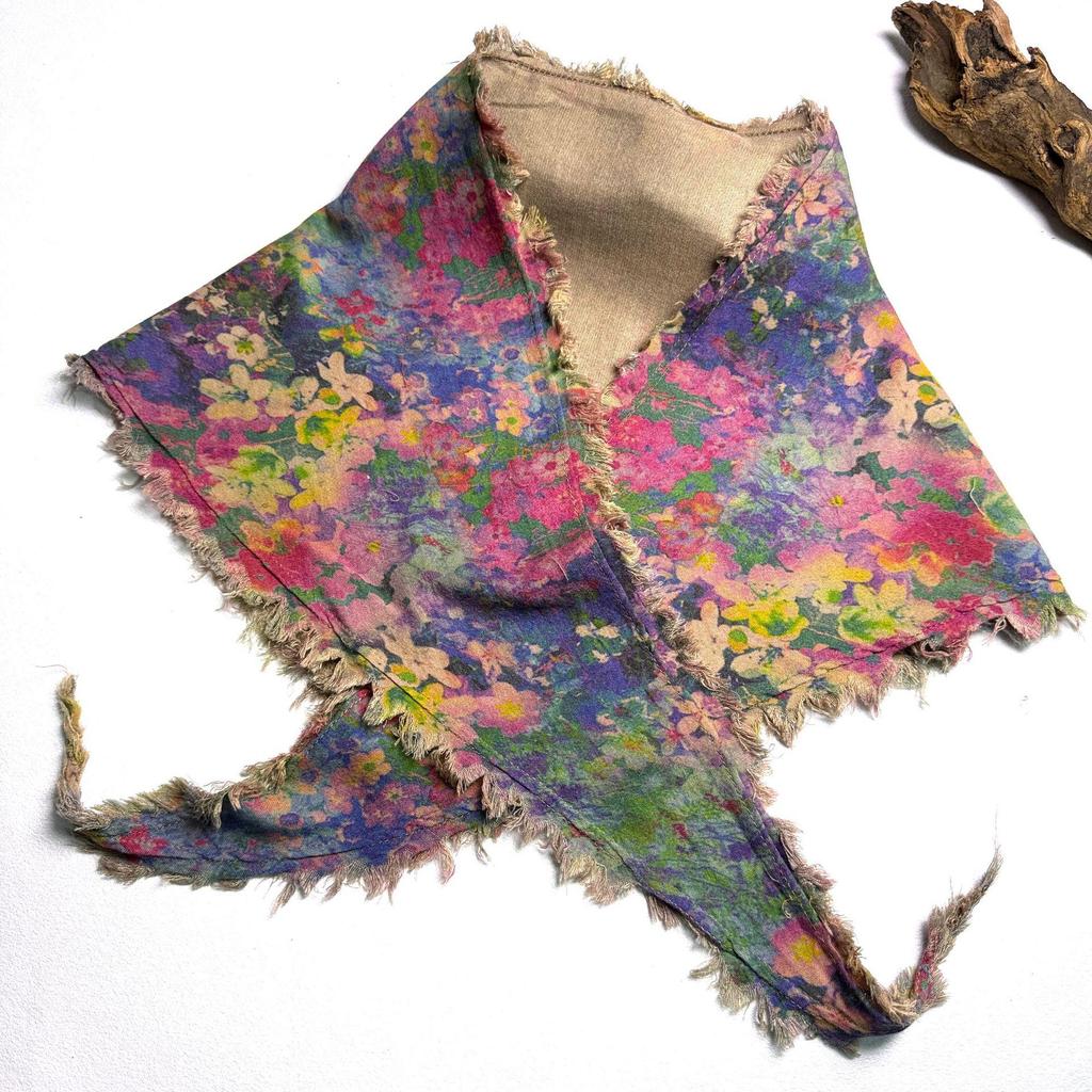 Bensu Jiuyi's Vintage Sand-Washed Double-Yarn Pure Cotton Triangle Scarf: Wear as Headband, Bandeau, or Butt Curtain.