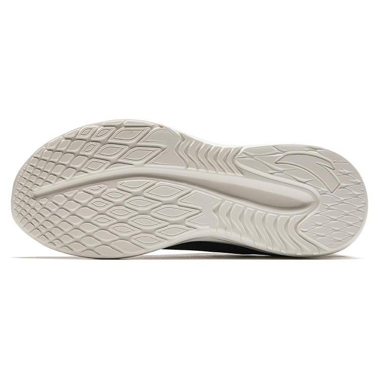 New Anta Running Collection Cushioned Slip Resistant Low Top Running Shoes Men's Black White 912425513-2