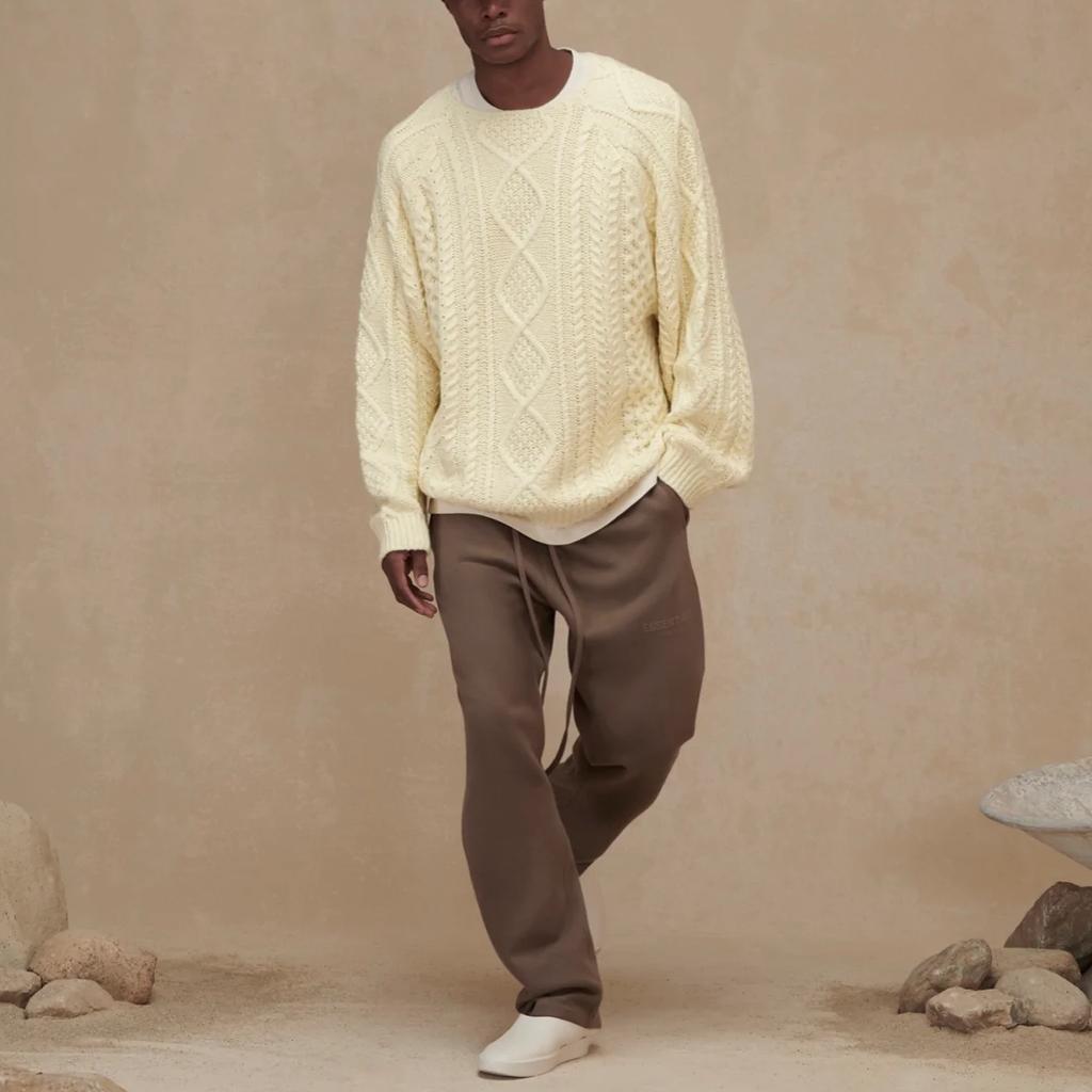 Fear of God Essentials Calça de Moletom Relaxada FW22 Unissex Marrom Madeira FOG-FW22-410