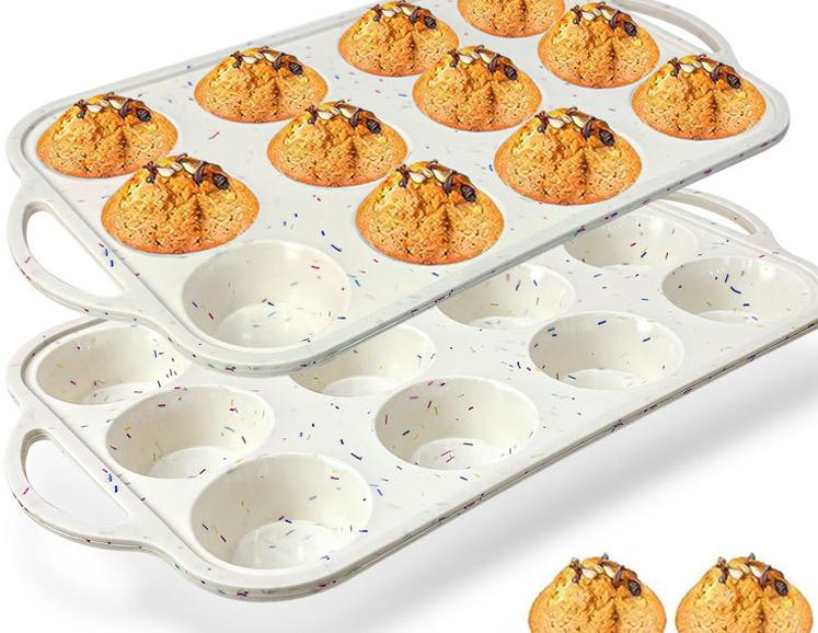 

Silicone Coated Steel 12-Cup Muffin Pan Food Grade Baking Mold one size белый