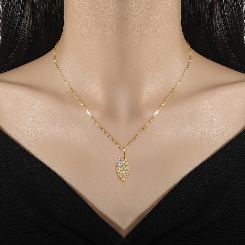 One Leaf To Get Rich Light Luxury Temperament Gorgeous Full Diamond Necklace Female Versatile Collarbone Chain Titanium Steel Chain