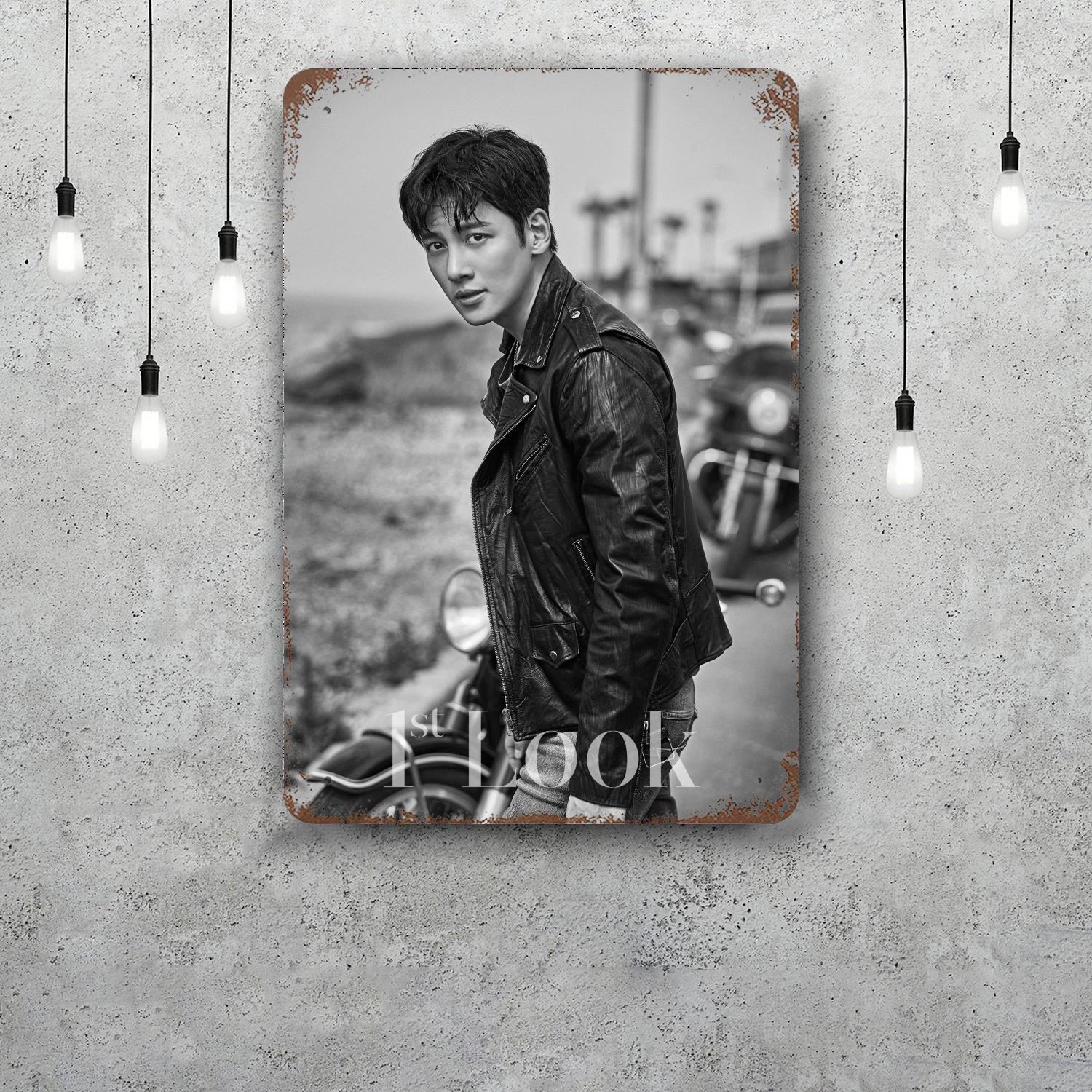 

ji chang wook actor Decor Poster Vintage Tin Sign Metal Sign Decorative Plaque for Pub Bar Man Cave Club Wall Decoration 20x30cm（7.8x11.8inch）