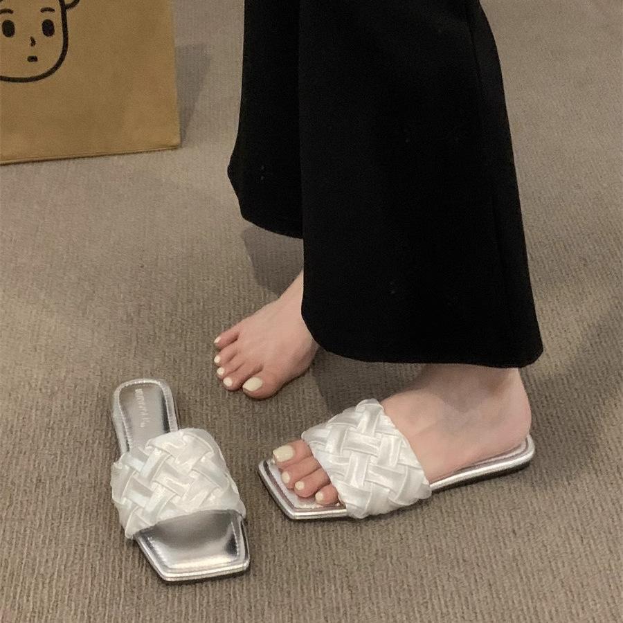 Summer with skirts, small sandals, and women's shoes. New silver square-headed open-toed soft flat-bottomed one-word slippers.