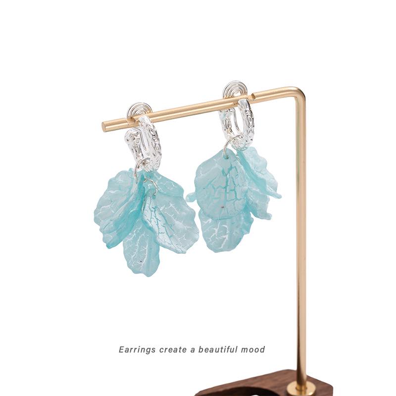 

Ice Blue Petal Earrings – Elegant, Personalized Design, Summer Feel, Transparent Cracked Ear Studs & Clips for Women.