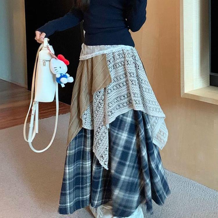 Retro High Waist Plaid Swing Skirt with Irregular Letter Patchwork in Red