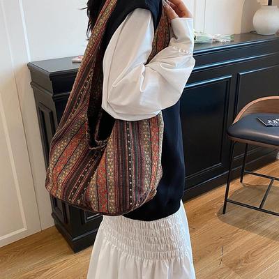 Retro Bohemian Large Capacity Hobo Bag: Casual Vacation Shoulder Bag