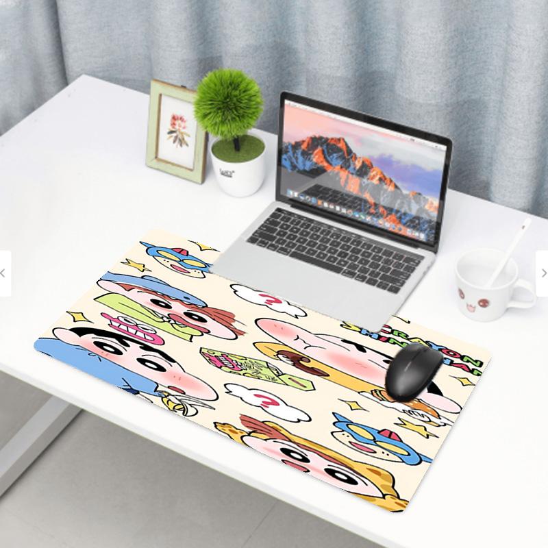 Crayon Shin Baskılı Mouse Pad, Kaymaz Masaüstü klavye Matı, PC Dizüstü Oyun Çalışma Günlük Kullanım için, Havalı Festival Sürpriz Hediye