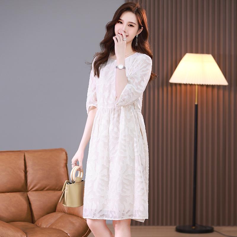 Summer Plus-Size Chiffon Puff Sleeve Lace Dress - High-End 2025 Collection