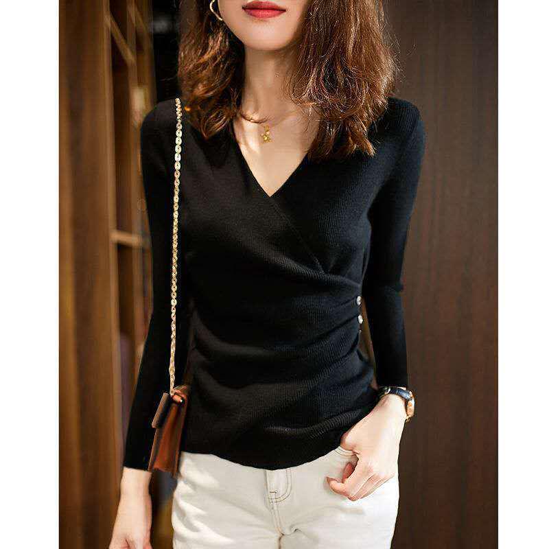 2025 Spring/Summer Women's V-Neck Irregular Knit Sweaters: Slim Fit, Fashionable European Short-Sleeved Tops