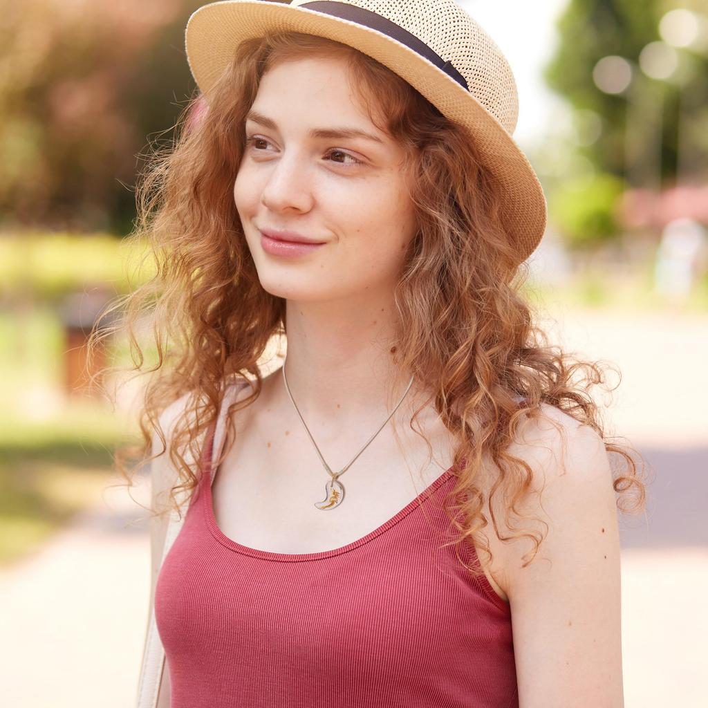 Crystal Dragon Carving Purification and Good Fortune Amulet Magatama Power Stone Adjustable [KOAI] Necklace, Length, Women's