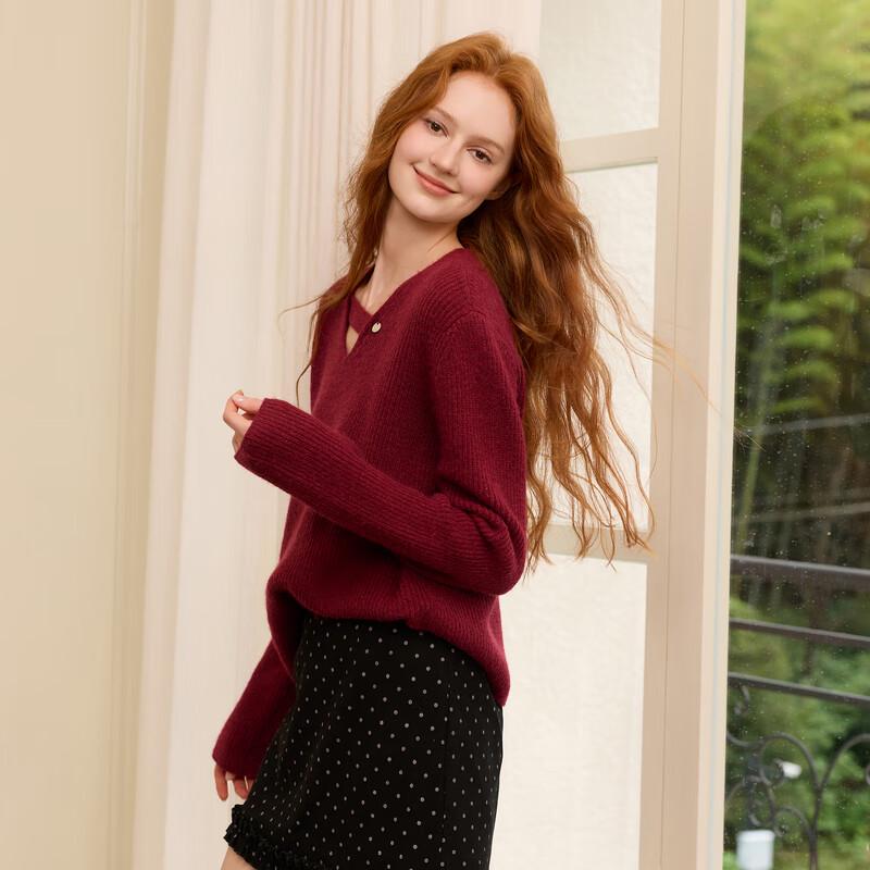 Sancai 2025 Winter V-Neck Shimmer Knit Sweater