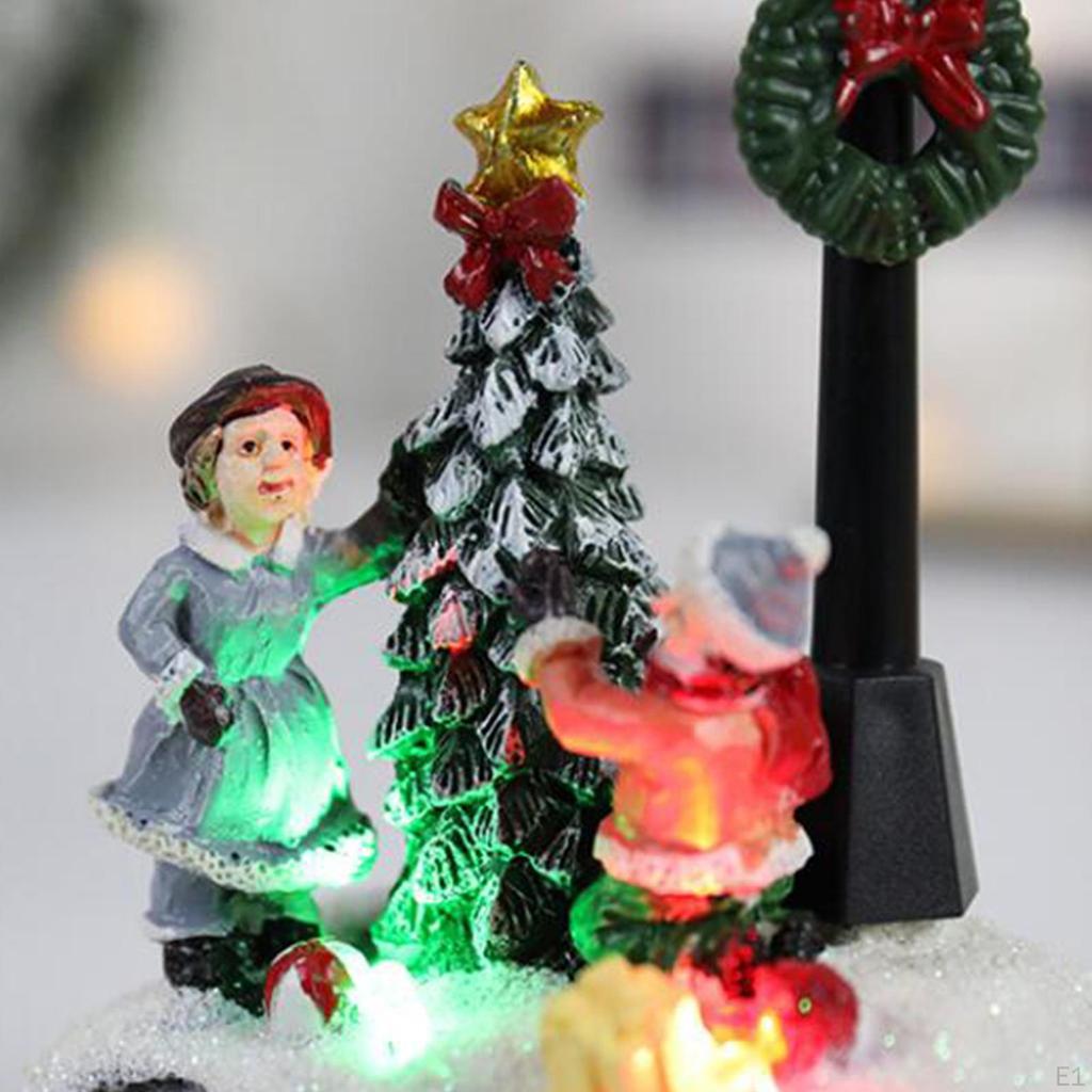 Sets Weihnachtsbaum drinnen und draußen Szene Dorfhäuser Dekoration