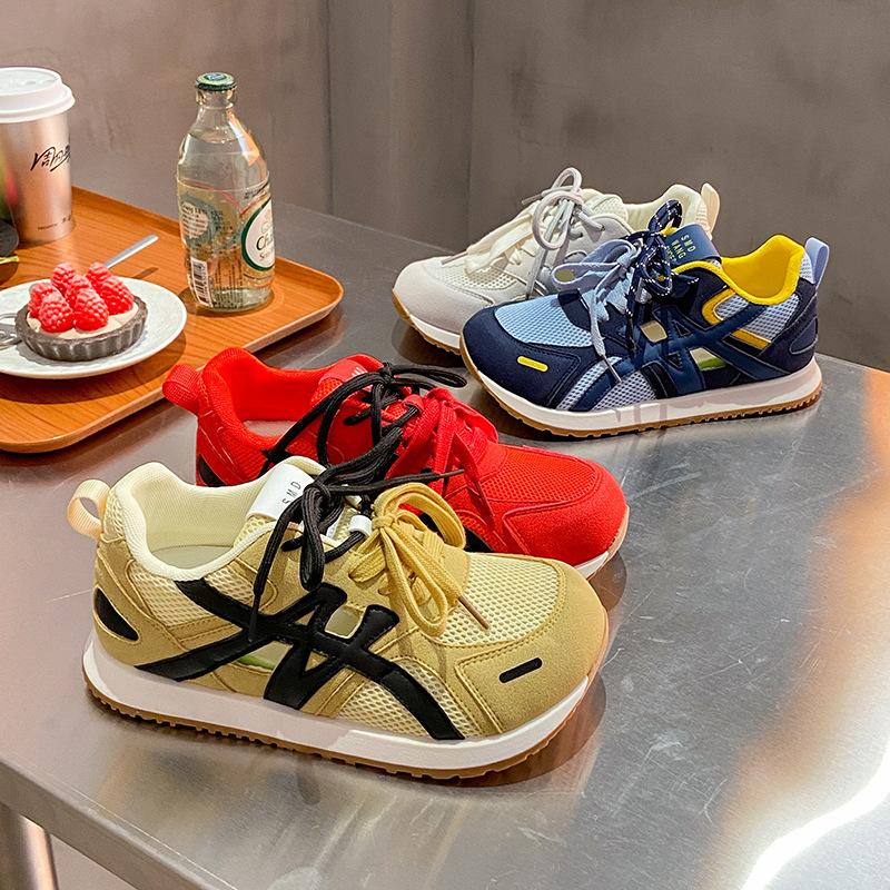 2025 Spring and Summer Lace-up New Foot Small German Training Lightweight Soft-soled Shoes Female Leisure Student Sports Forrest Gump Shoes