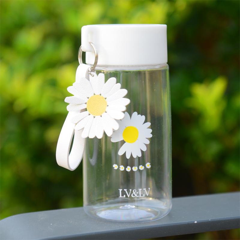 Water bottle summer fresh daisy water cup flower with lanyard plastic cup portable cup household plastic cup