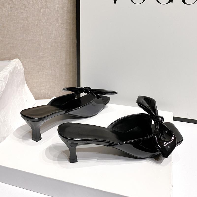 Fashion 2025 Fashion Comfortable Mid-high Heel Slippers Women's Summer Fashion Square Toe Sandals Sweet Patent Leather Bow Women's Shoes