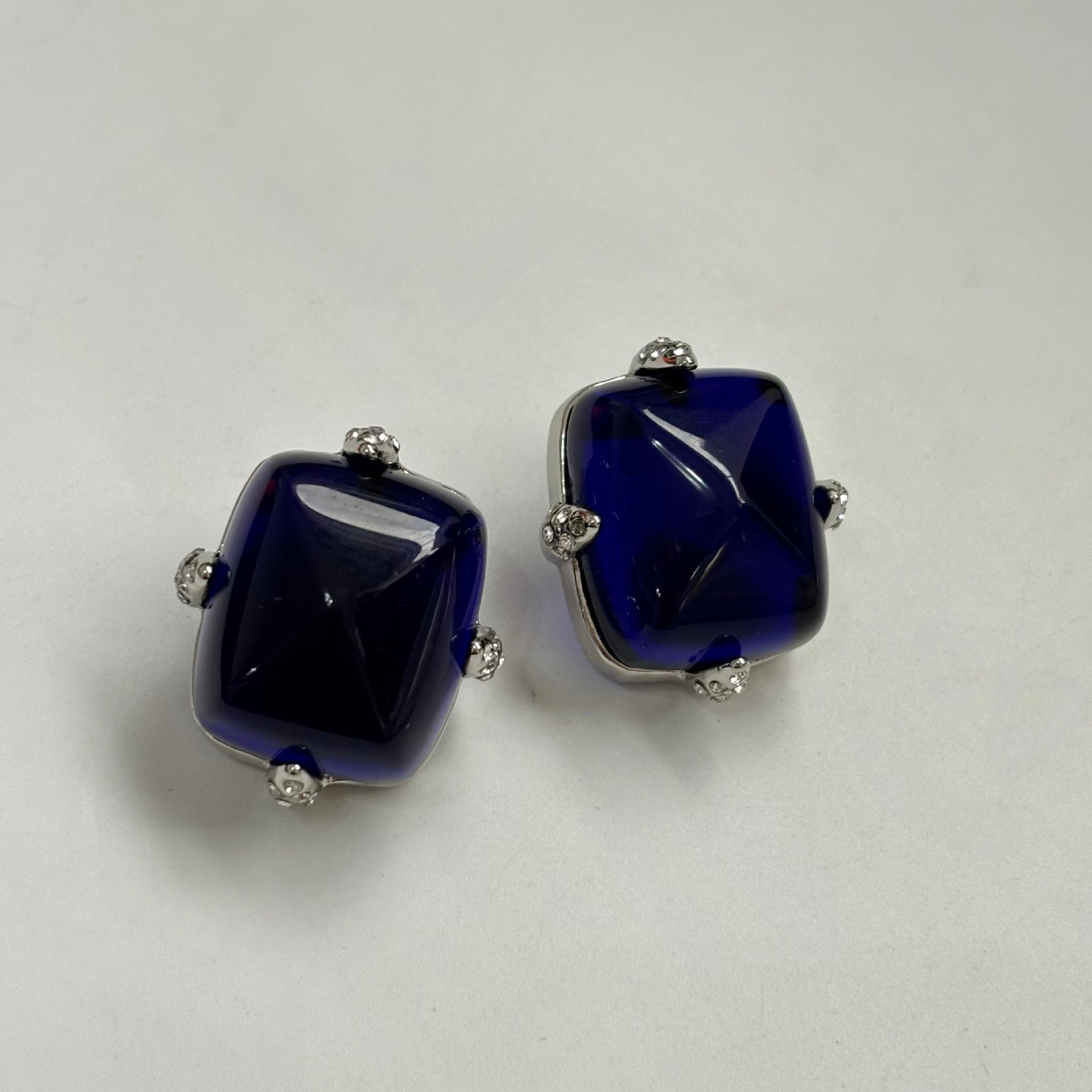 

French Vintage Necklace Stud Earrings Set With Diamonds Elegant Clavicle Chain Handwoven Jewelry Women