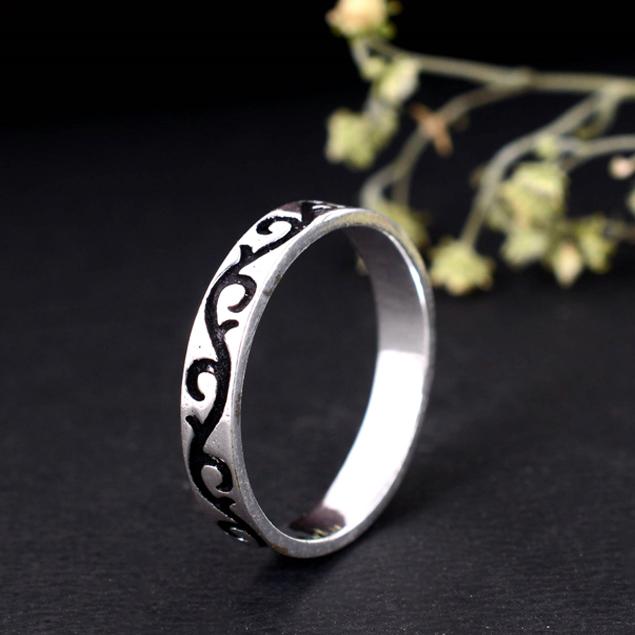 Oxidized Silver Band Ring | Continuous Scroll Wave Pattern | Minimalist Stacking Ring | Vintage Look Unisex Jewelry