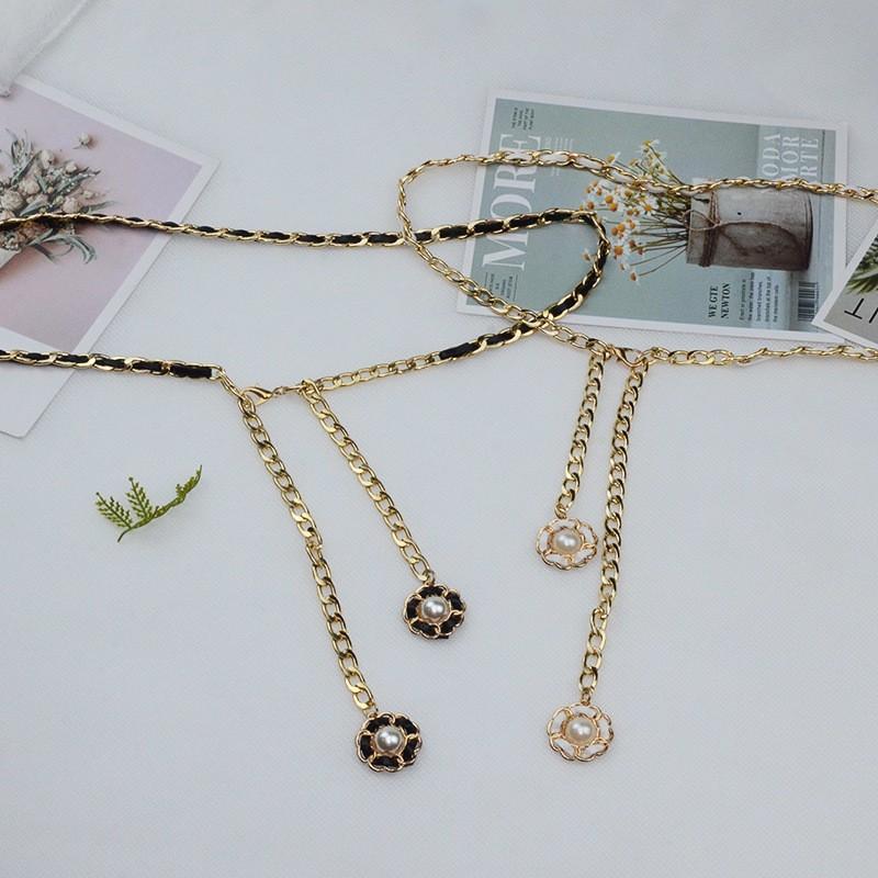 French Small Fragrance Style Waist Chain Women's Accessories Metal Retro Black and White Camellia Fashionable Thin Waist Chain Belt