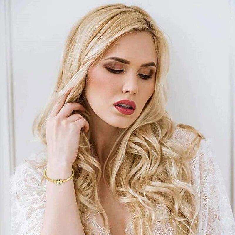 Mote jenter gullfarge rustfritt stål hjerte armbånd armbånd med bokstav Mote innledende alfabet charms armbånd for kvinner