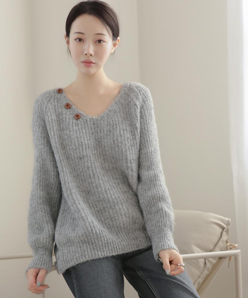 Keulleiseu Button Scarf V-Neck Knit_Beige