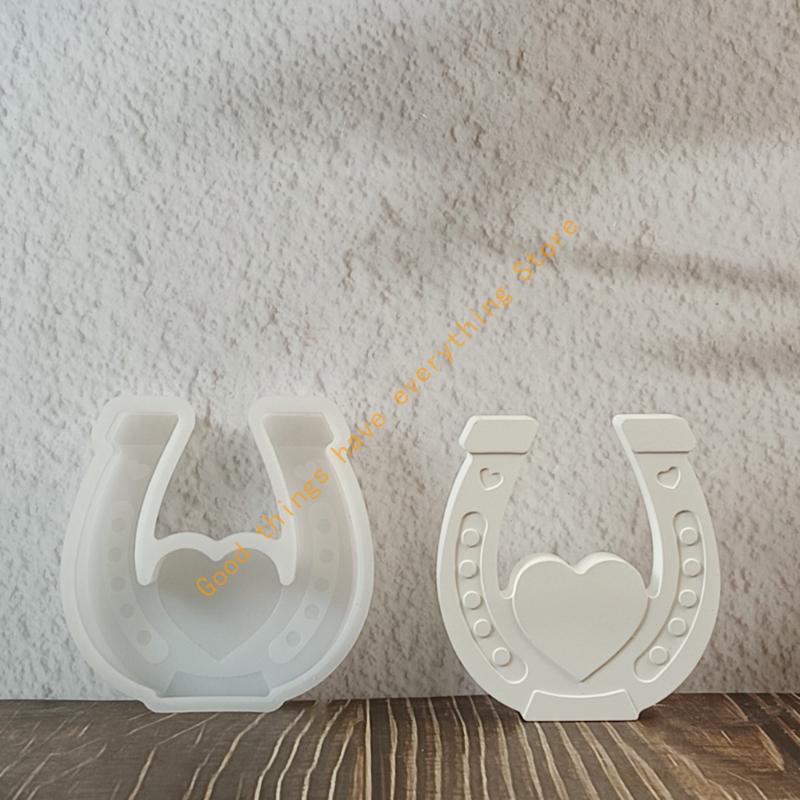 Multipurpose Silicone Mould for Creating Heart Shaped Horseshoe Figurines Suitable with Plasters Materials Easy Cleaning 55KF