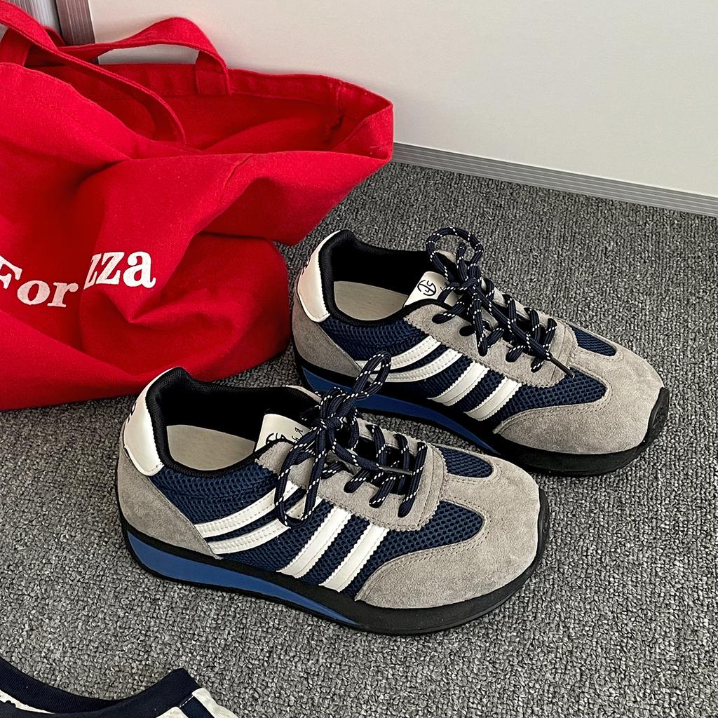 Queen Fan retro platt botten inre höjdökning tyska träningsskor dam 2025 nya sommar mångsidiga Forrest Gump casual sportskor