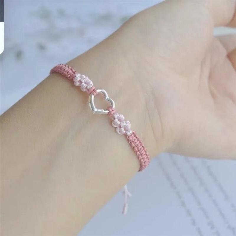 Practical Fashion Love Hear Woven Bracelet for Women Hollow Heart Designs Elegant Styles Best Friend Gifts Jewelry