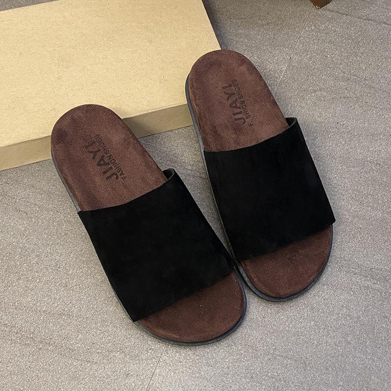 Retro flat-bottomed slippers for women to wear in the autumn of 2025. The new fashion is very easy to wear. Lazy home slippers