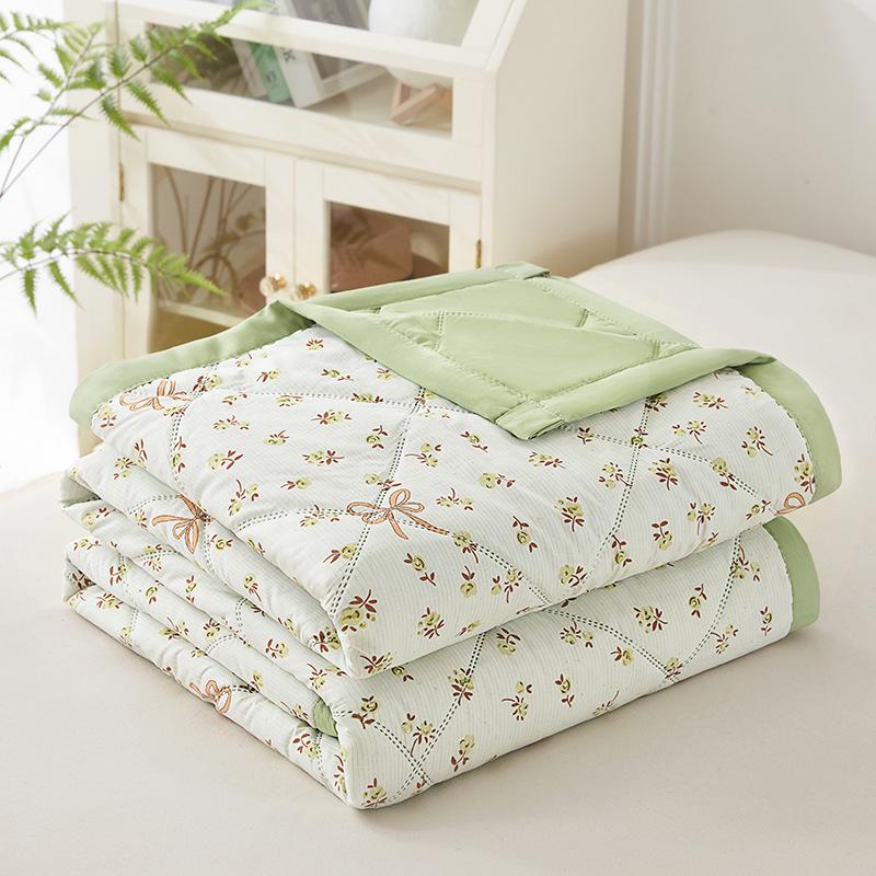 Summer Cool Cotton Quilt - Perfect for Air Conditioning and Company Anniversary Gifts