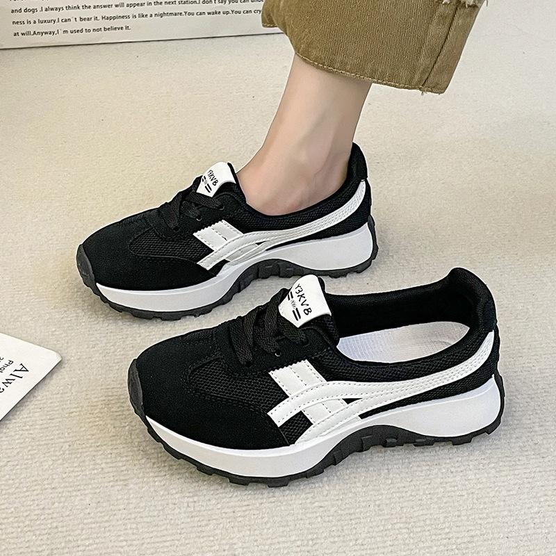 

Теннисные туфли женские на толстой подошве повседневные спортивные туфли дышащие супер мягкие симпатичные ретро ползающие туфли модные однотонные 40 чёрный