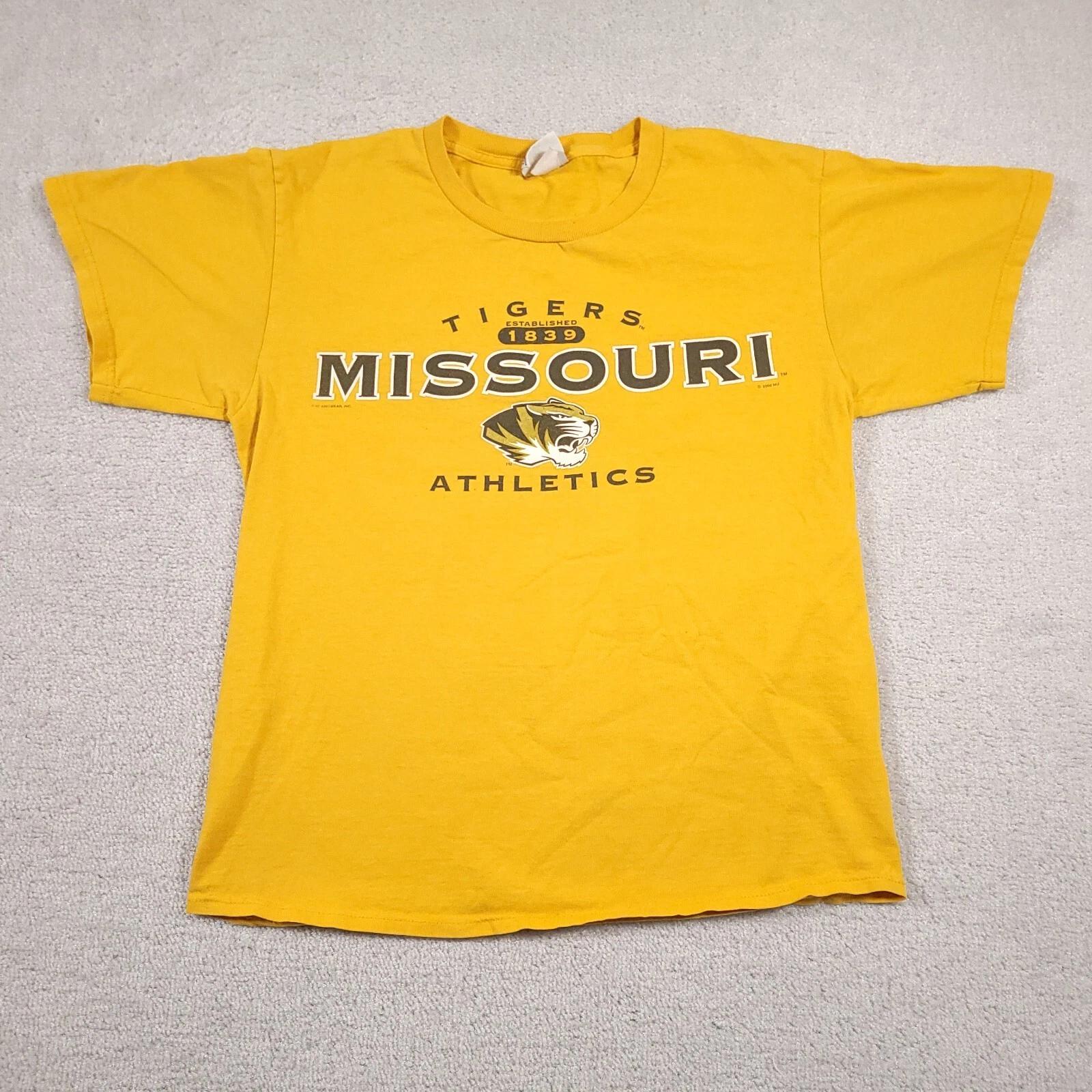 

Vtg University of Missouri Mizzou Tigers Graphic T-Shirt Mens Medium Yellow Lee 130