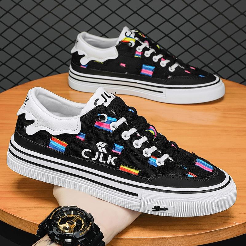 Frühlings Herrenschuhe neue atmungsaktive zerrissene Canvas-Schuhe trendige vielseitige Schuhe Herren Ein-Pedal-Trendschuhe