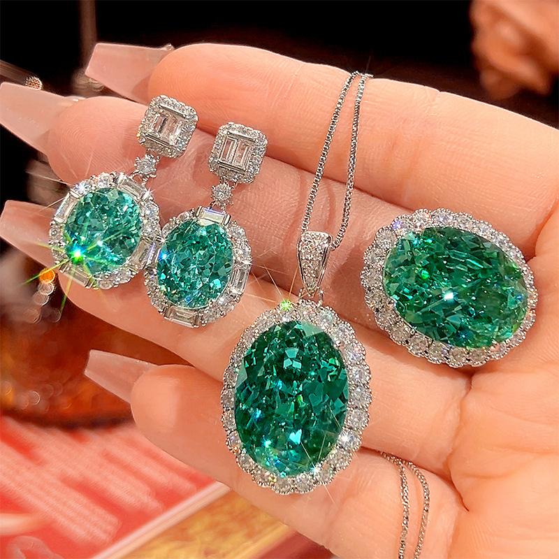 Jewelry Copper Bottom Gold-Plated Imitation Para Green High-End Egg-Shaped Jewelry Set Women'S Stone 15 * 20