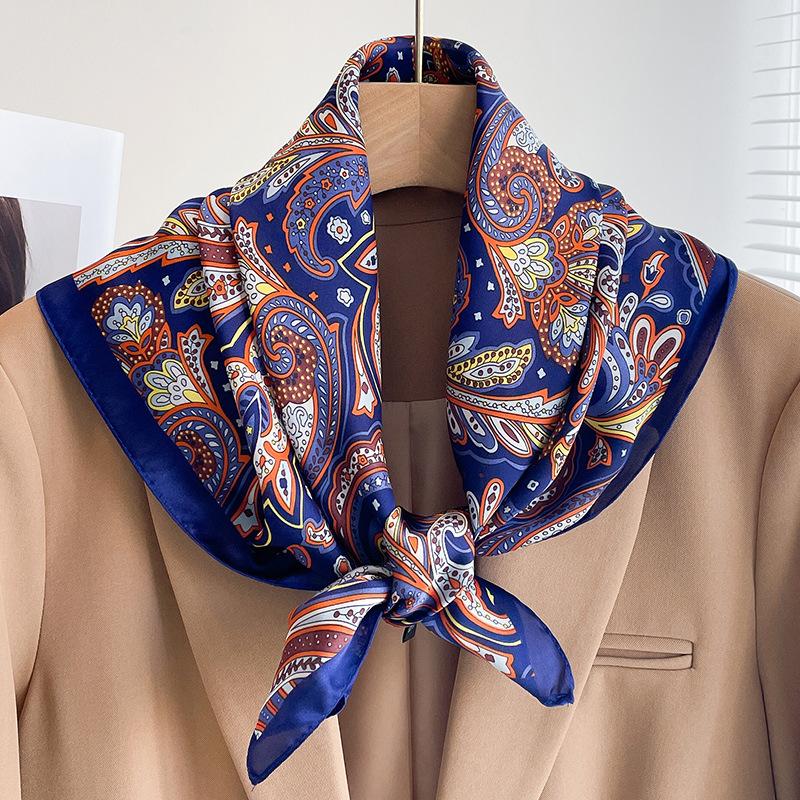 

Luxury Paisley Print Handkerchief Soft Satin Hijab Scarf For Women Bandana Head Hair Scarves Square Hairband Neck Scarfs Ladies 70X70CM