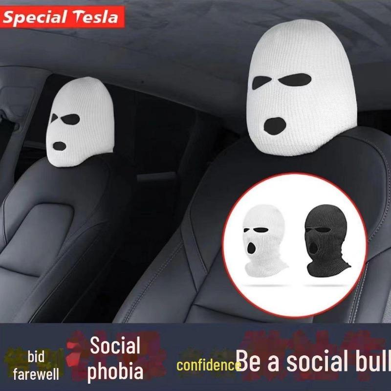 Maschera copri poggiatesta per auto con divertente personaggio famoso di Internet, con cappello personalizzato per decorare in modo speciale l'auto.