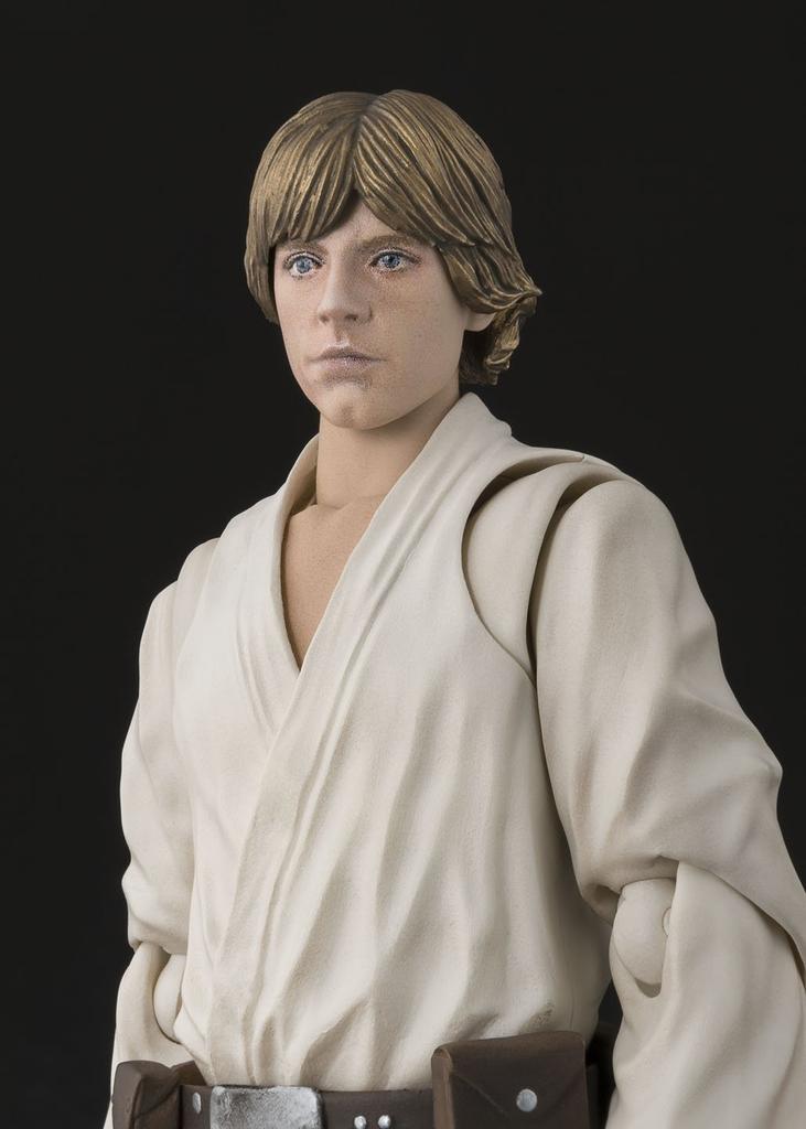 TAMASHII NATIONS Star Wars Luke Skywalker A NEW HOPE S.H.Figuarts 150mm ABS/PVC Painted Action Figure