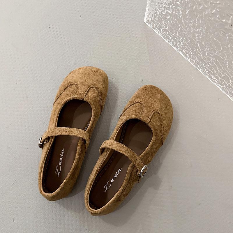 Gentle with skirt ballet shoes 2025 new one-word buckle single shoes women's French retro shallow mouth Mary Jane shoes