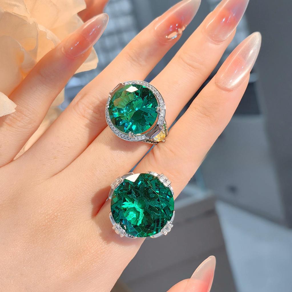 Designer Queen Fashion Micro-Inlaid Simulation Paraiba Ring Light Luxury Temperament Large Carat Emerald Women'S Ring
