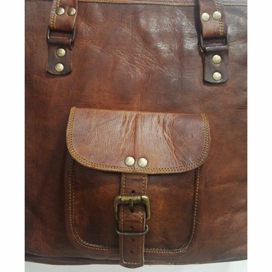 Женская винтажная кожаная сумка-мессенджер ручной работы с натуральным загаром — фото 4