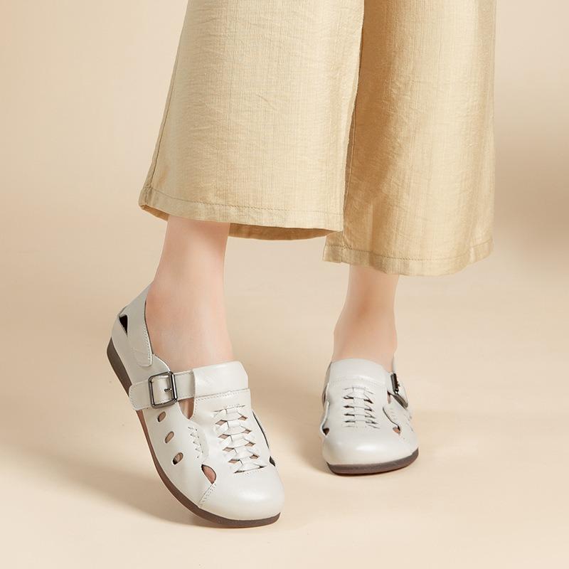 Summer New Flat Heel Beef Tendon Soft Sole Mother Sandals Hollow Breathable First Layer Cowhide Retro Hole Women's Shoes