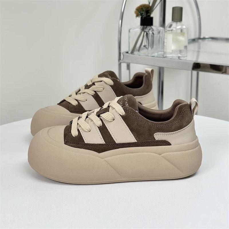 Women's Autumn/Winter Thick Sole Velvet Sneakers - Cute and Casual