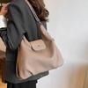 Premium Sense Retro Large-capacity Bag Women's 2025 New Trendy Autumn and Winter Commuter Backpack Single Shoulder Tote Bag