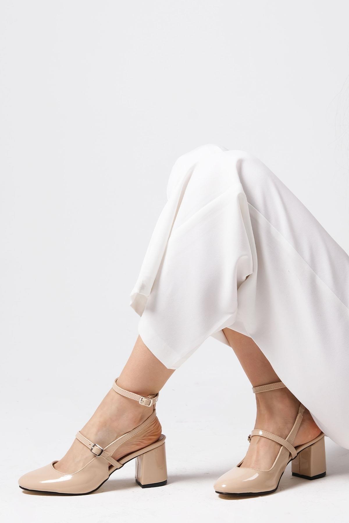 

Женская модная обувь на низком каблуке для повседневного бизнеса 36