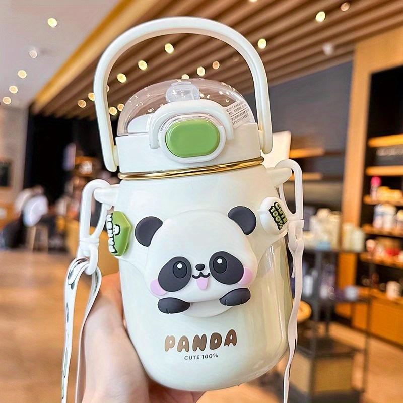 

Милая бутылка для воды с изоляцией в виде панды с соломинкой, большой вместимости, металлическая, с дизайном в зеленых/белых тонах, идеально подходит для школы, подарков на Хэллоуин и Рождество, подарки с пандой 700ML