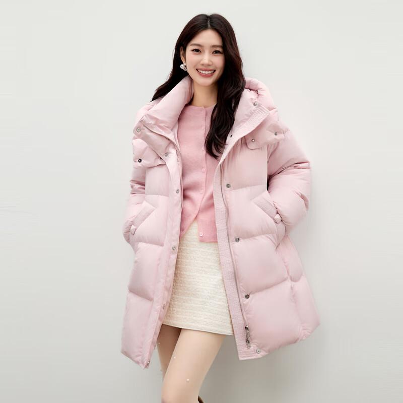 

Женский пуховик с капюшоном Autumn Water Yi Ren M