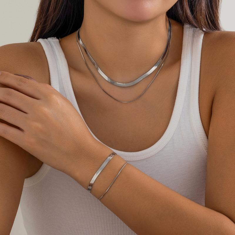 Punk metal snake bone chain necklace - women's unique geometric chain mixed color choker