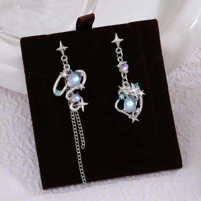 Stunning Asymmetric Cool Star Earrings for Women with Sweet and Cool Design
