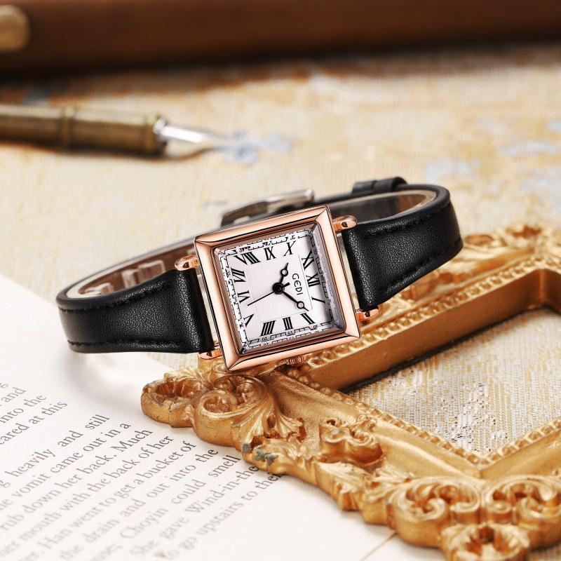 Creative Small Waist Belt Watch Student Small Square Disc Retro Watch Simple Quartz Ladies Watch