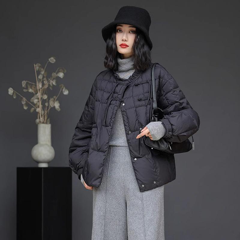 White duck down new Chinese fungus edge down jacket women's 2024 winter fashion retro buckle warm jacket